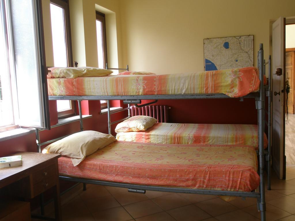 ホテル Convento Cappuccini Casa S. Paolo ヴィテルボ 部屋 写真