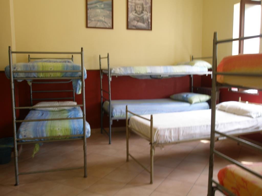 ホテル Convento Cappuccini Casa S. Paolo ヴィテルボ 部屋 写真
